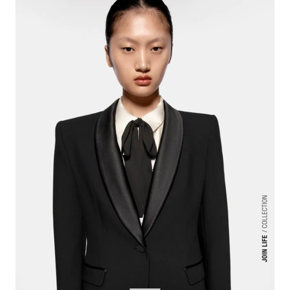 Zara Tuxedo structured black Blazer with satin lapels